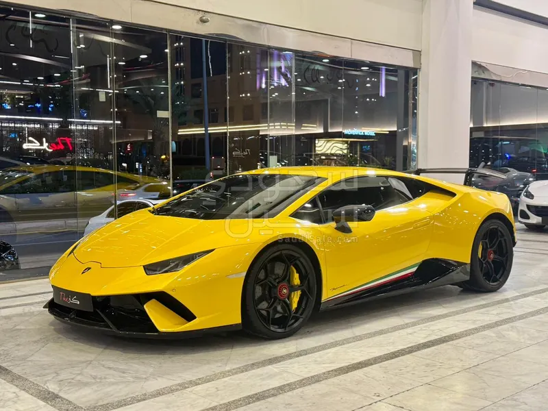 2018 لمبرجيني هوراكان بيرفورمانت