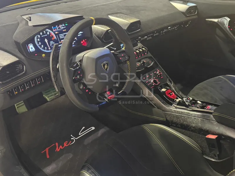 2018 لمبرجيني هوراكان بيرفورمانت