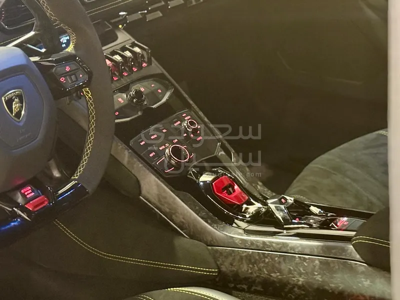 2018 لمبرجيني هوراكان بيرفورمانت