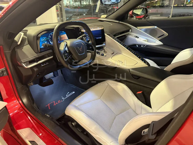 2023 شفروليه كورفيت سي 8