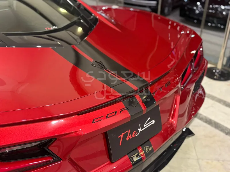 2023 شفروليه كورفيت سي 8