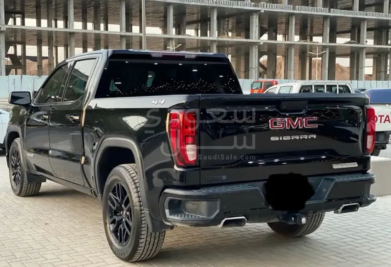 2019 جي ام سي سييرا اليفيشن