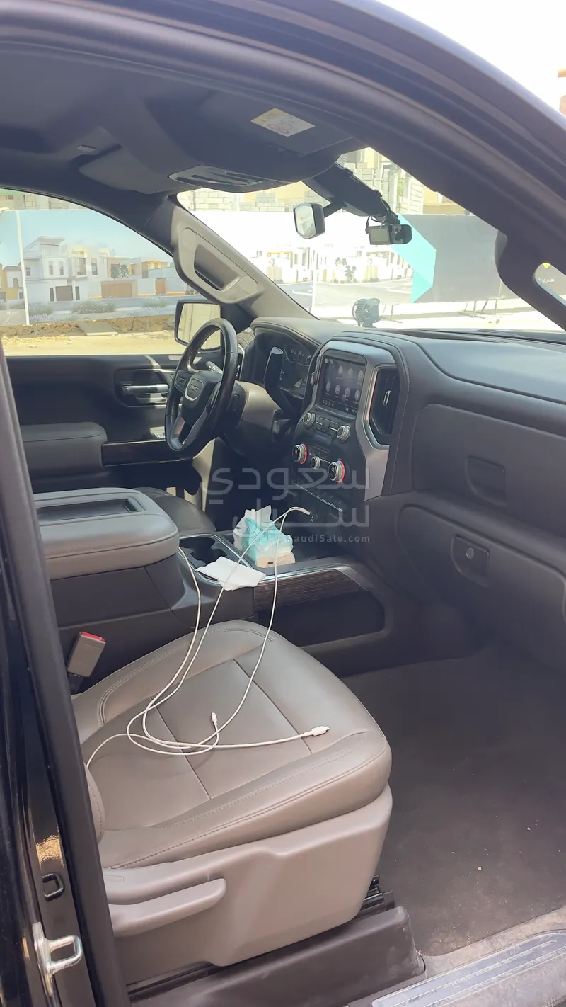 2019 جي ام سي سييرا اليفيشن