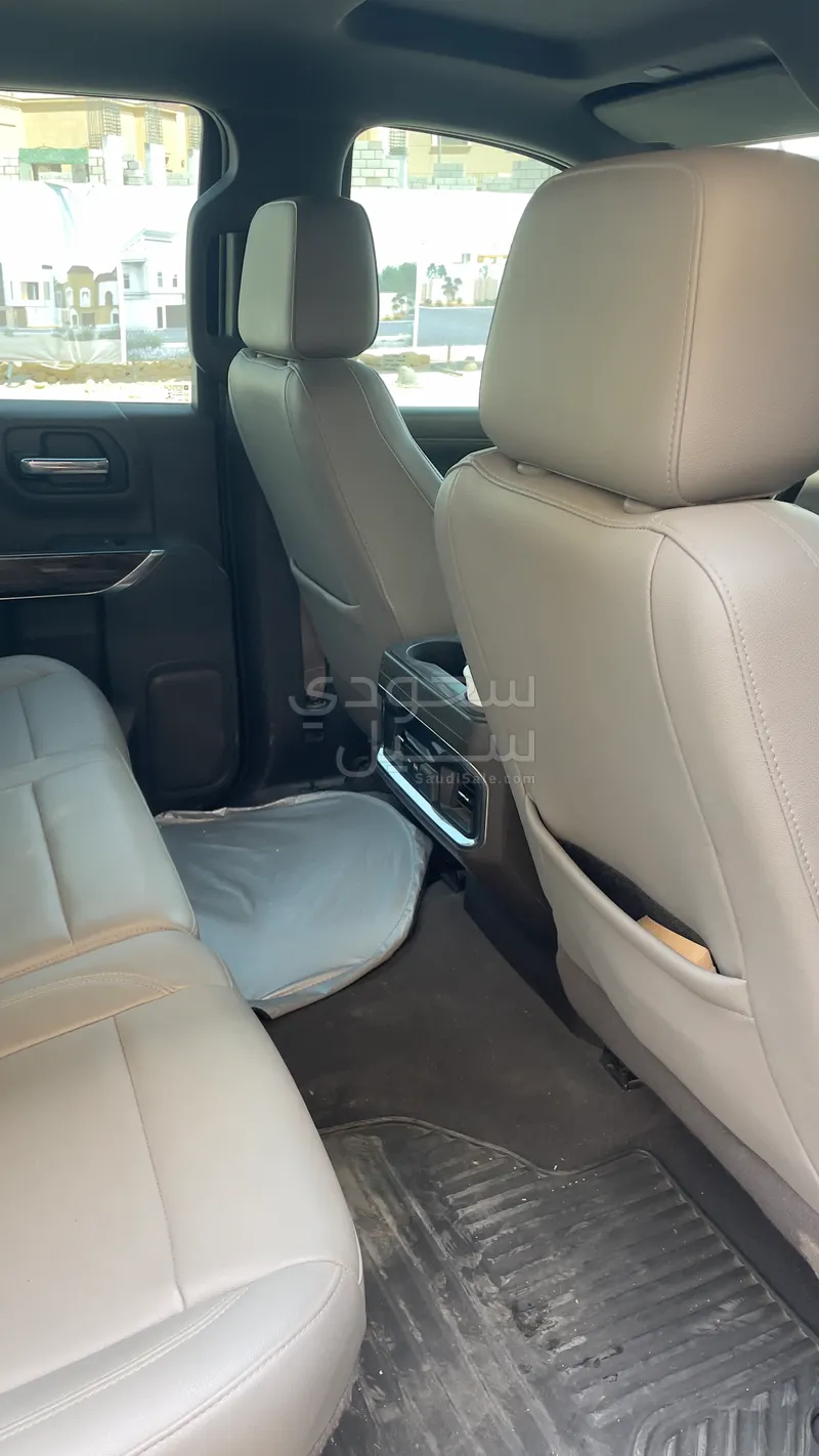 2019 جي ام سي سييرا اليفيشن