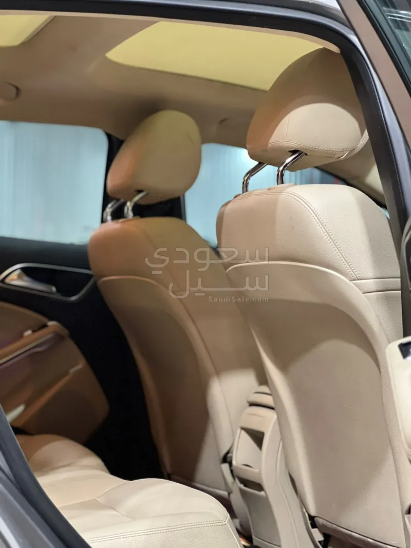 2018 مرسيدس - بنز جي إل أي 250