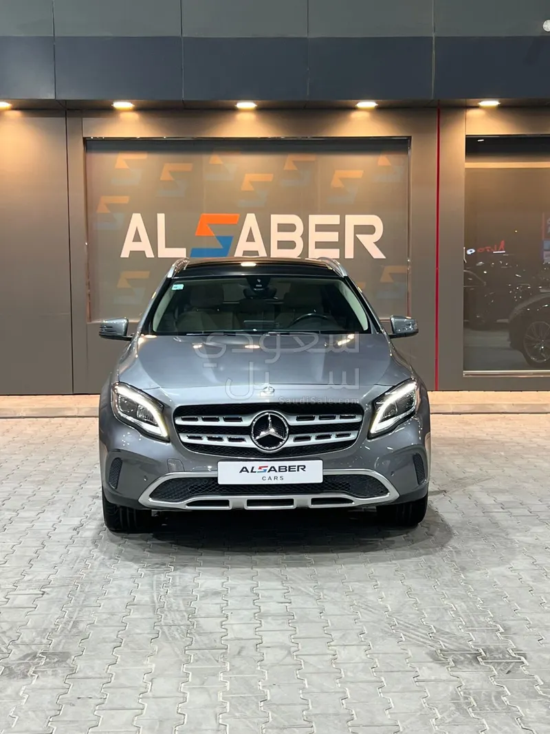 2018 مرسيدس - بنز جي إل أي 250