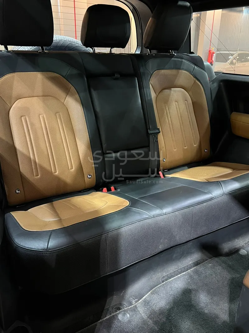 2021 لاند روفر ديفيندر اكس