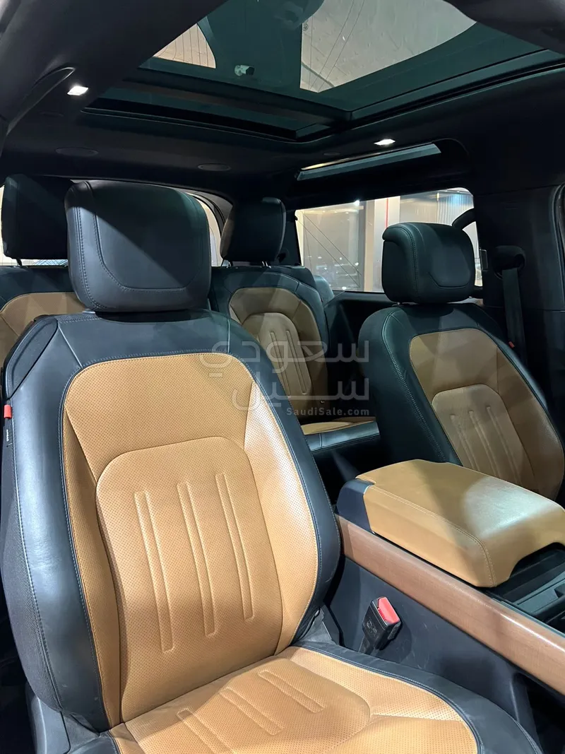 2021 لاند روفر ديفيندر اكس