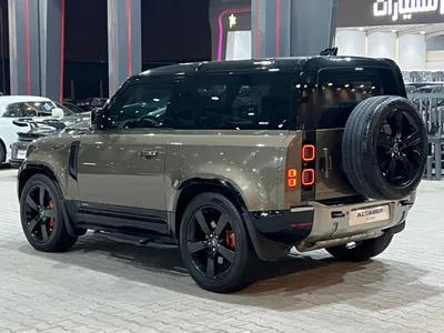 2021 لاند روفر ديفيندر اكس