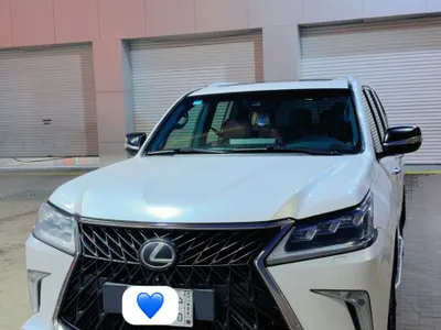 2019 لكزس إل إكس 570