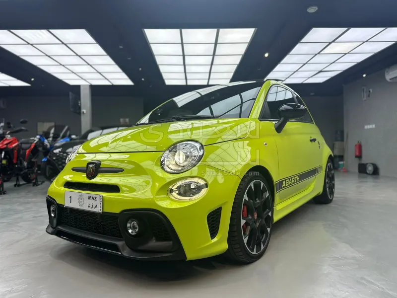 2021 فيات ابارث 595 كومبيتزيون