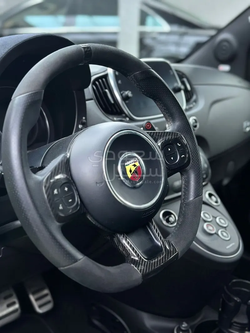 2021 فيات ابارث 595 كومبيتزيون