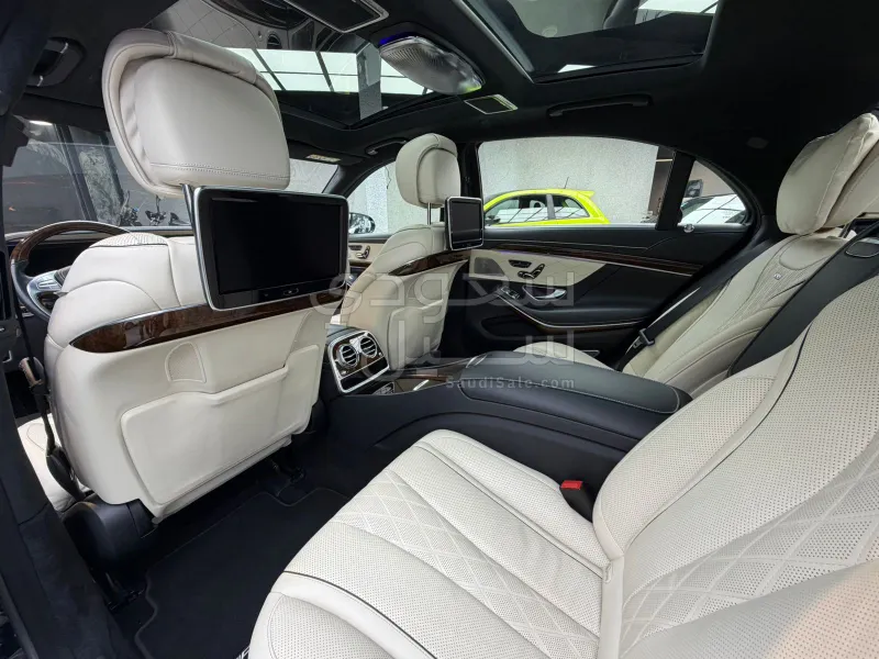 2015 مرسيدس - بنز إس 600