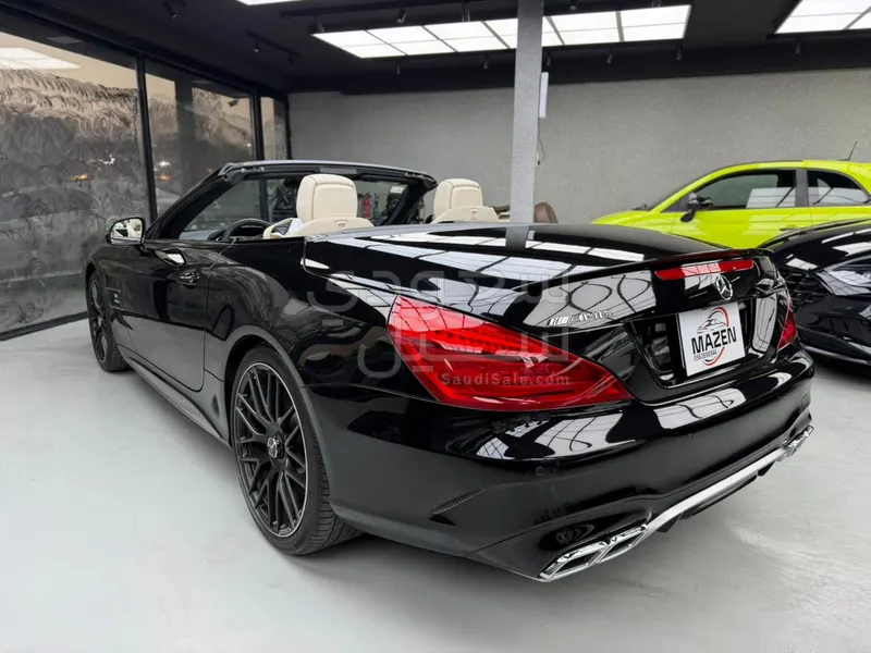 2017 مرسيدس - بنز إس إل 63 أي إم جي