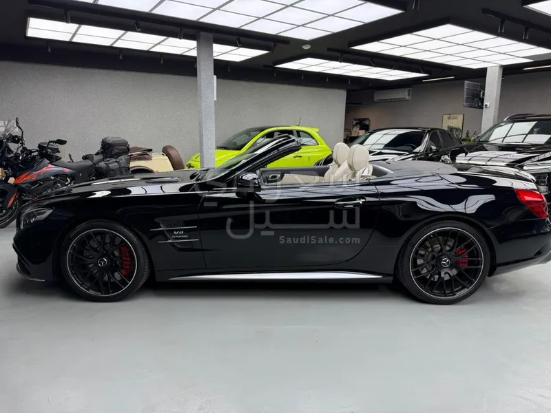 2017 مرسيدس - بنز إس إل 63 أي إم جي