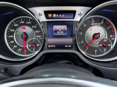 2017 مرسيدس - بنز إس إل 63 أي إم جي