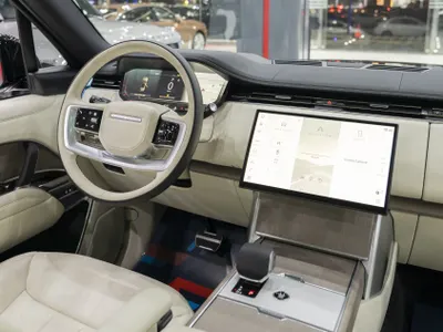 2025 لاند روفر رينج روفر اتش اس اي