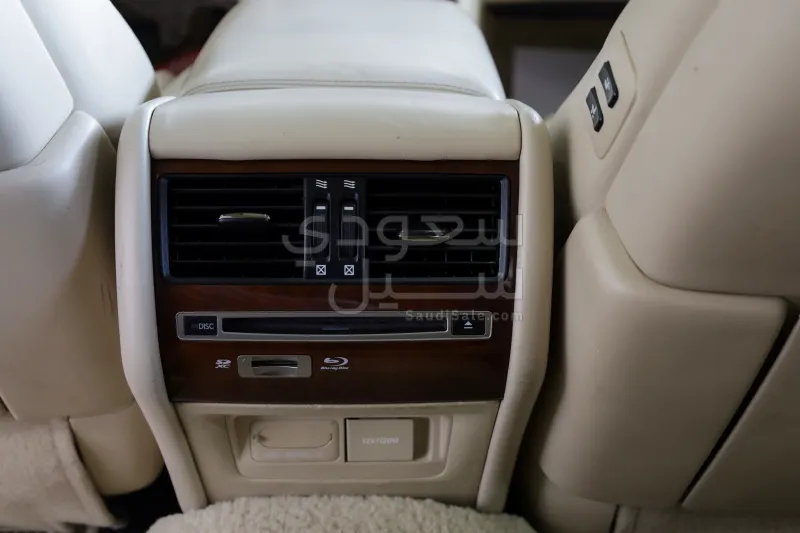 2013 لكزس إل إس 460 إل