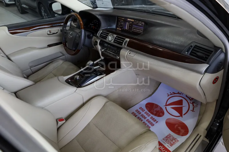 2013 لكزس إل إس 460 إل