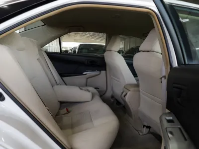 2016 تويوتا كامري جي ال