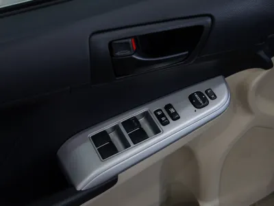 2016 تويوتا كامري جي ال