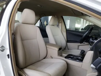 2016 تويوتا كامري جي ال