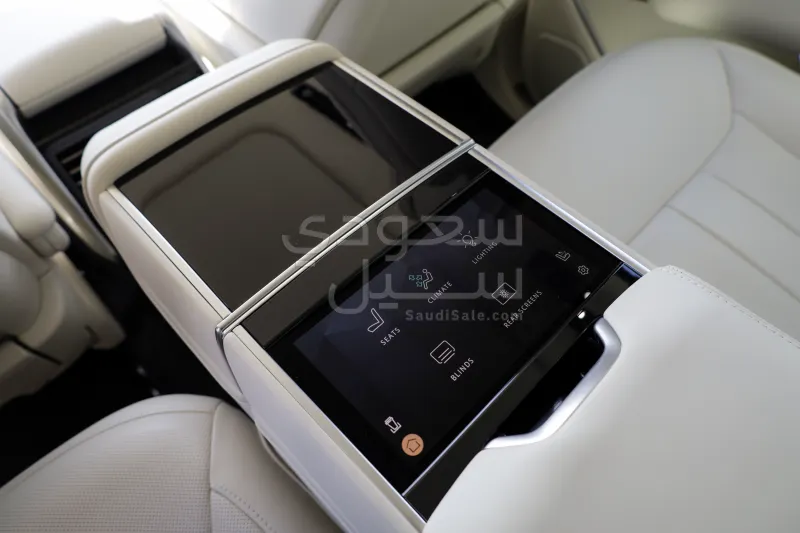 2023 لاند روفر رينج روفر اوتوبيوغرافي