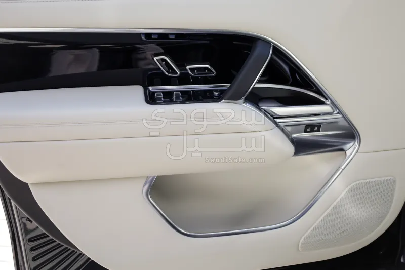 2023 لاند روفر رينج روفر اوتوبيوغرافي