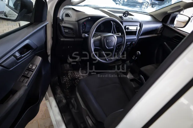 2026 ايسوزو بيكب غمارتين