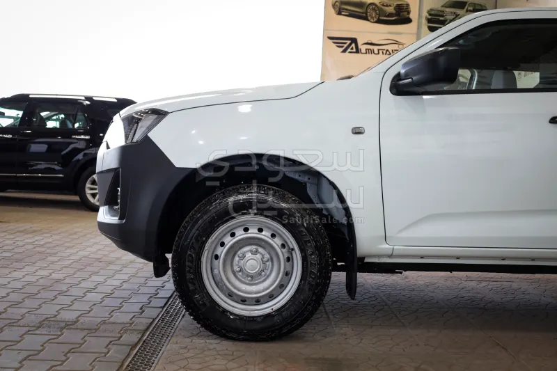 2026 ايسوزو بيكب غمارتين