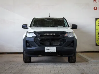 2026 ايسوزو بيكب غمارتين