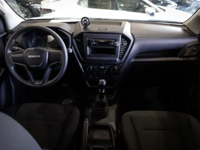 2026 ايسوزو بيكب غمارتين