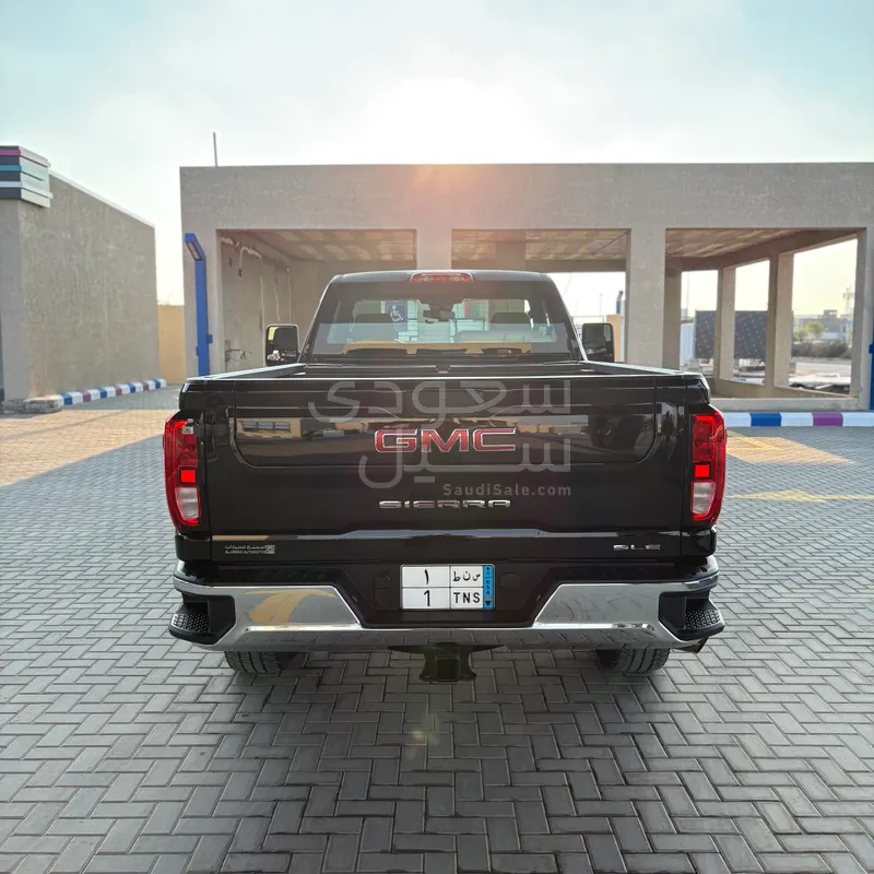 2025 جي ام سي سييرا اتش دي 2500