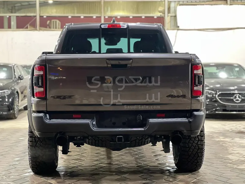 2022 دودج رام تي ار اكس