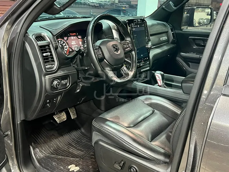 2022 دودج رام تي ار اكس