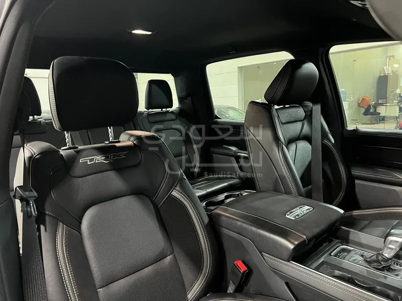 2022 دودج رام تي ار اكس