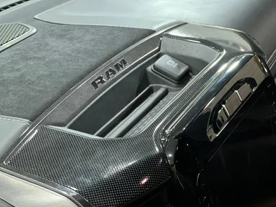 2022 دودج رام تي ار اكس