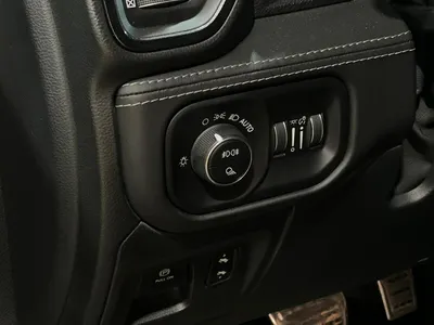 2022 دودج رام تي ار اكس