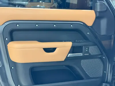 2023 لاند روفر ديفيندر اكس داينمك