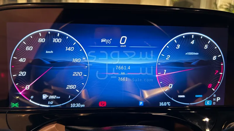 2025 مرسيدس - بنز إي 200