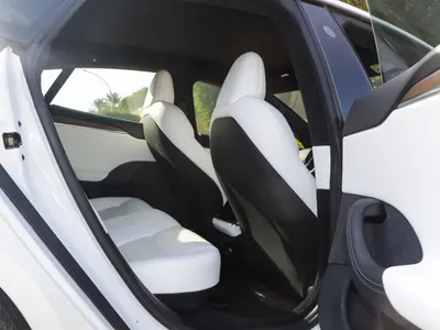 2023 تيسلا اس بليد