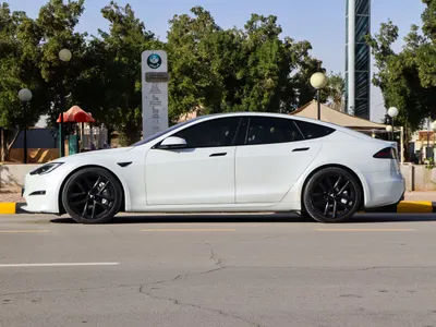 2023 تيسلا اس بليد