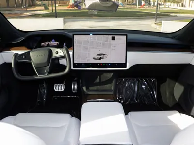 2023 تيسلا اس بليد