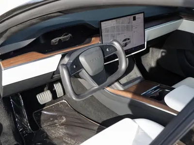 2023 تيسلا اس بليد