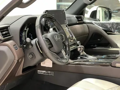 2024 لكزس إل إكس 600