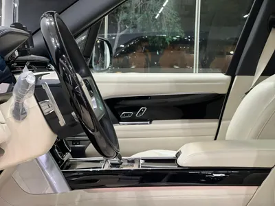 2023 لاند روفر رينج روفر اوتوبيوغرافي