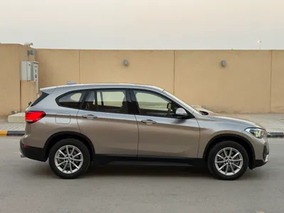 2022 بي ام دبليو الفئة اكس 1