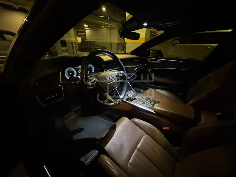 2020 اودي اي 7 50 تي اف اس اي