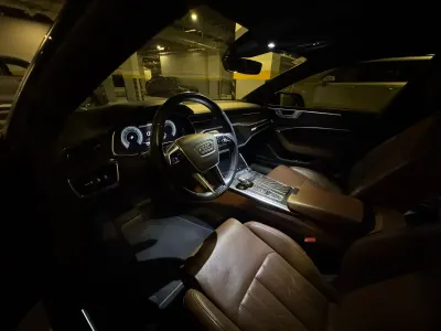 2020 اودي اي 7 50 تي اف اس اي