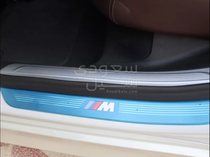 2020 بي ام دبليو الفئة السابعة 750 إل أي